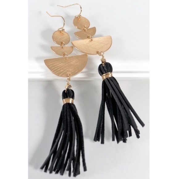 Blancheaux Boutique Jewelry - Black and Gold Tassel Earring